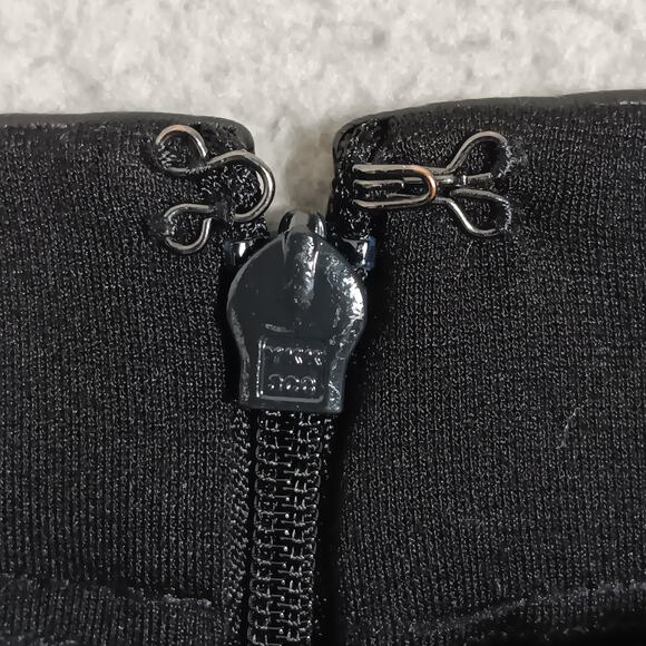 Ann Taylor Factory Petite Pencil Skirt Size 10P Black Faux Leather & Knit Panels - Picture 6 of 11